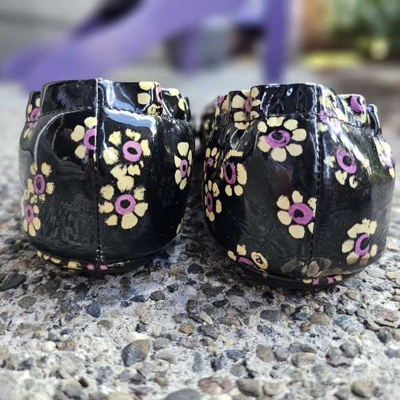 Tory Burch Minnie Flats Black Floral Patent Leather Ballet Shoes Size 11 - Picture 2 of 6